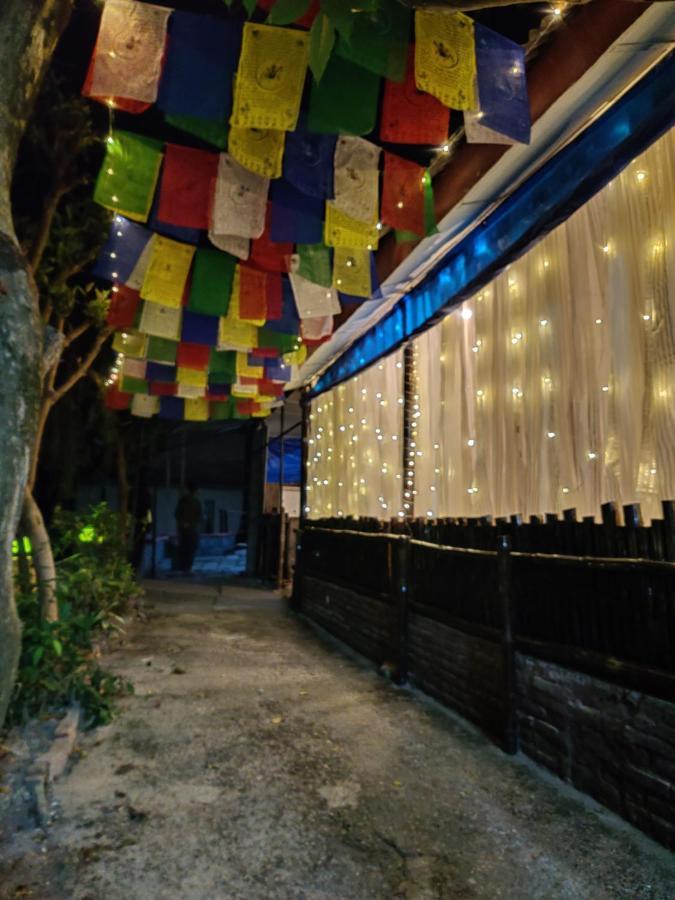 Auberge de jeunesse Moustache Mcleodganj à McLeod Ganj Extérieur photo